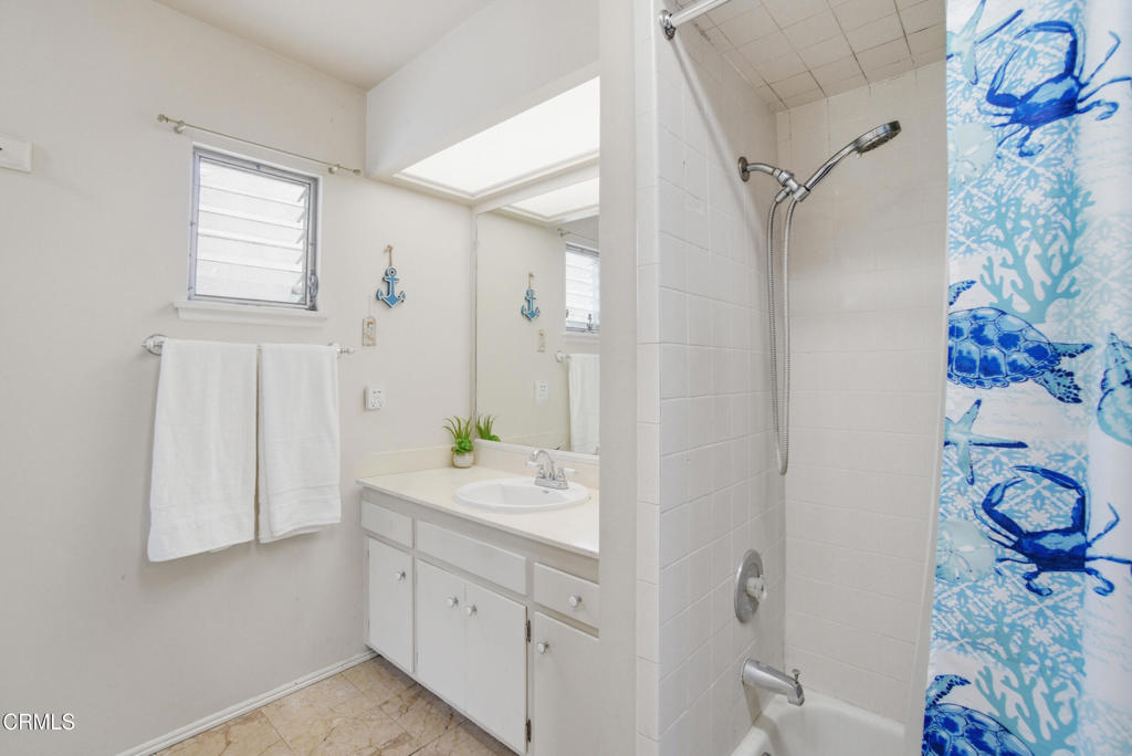 1341 Edgewood Way, Unit 23 Oxnard, CA 93030 - Photo 23 of 39