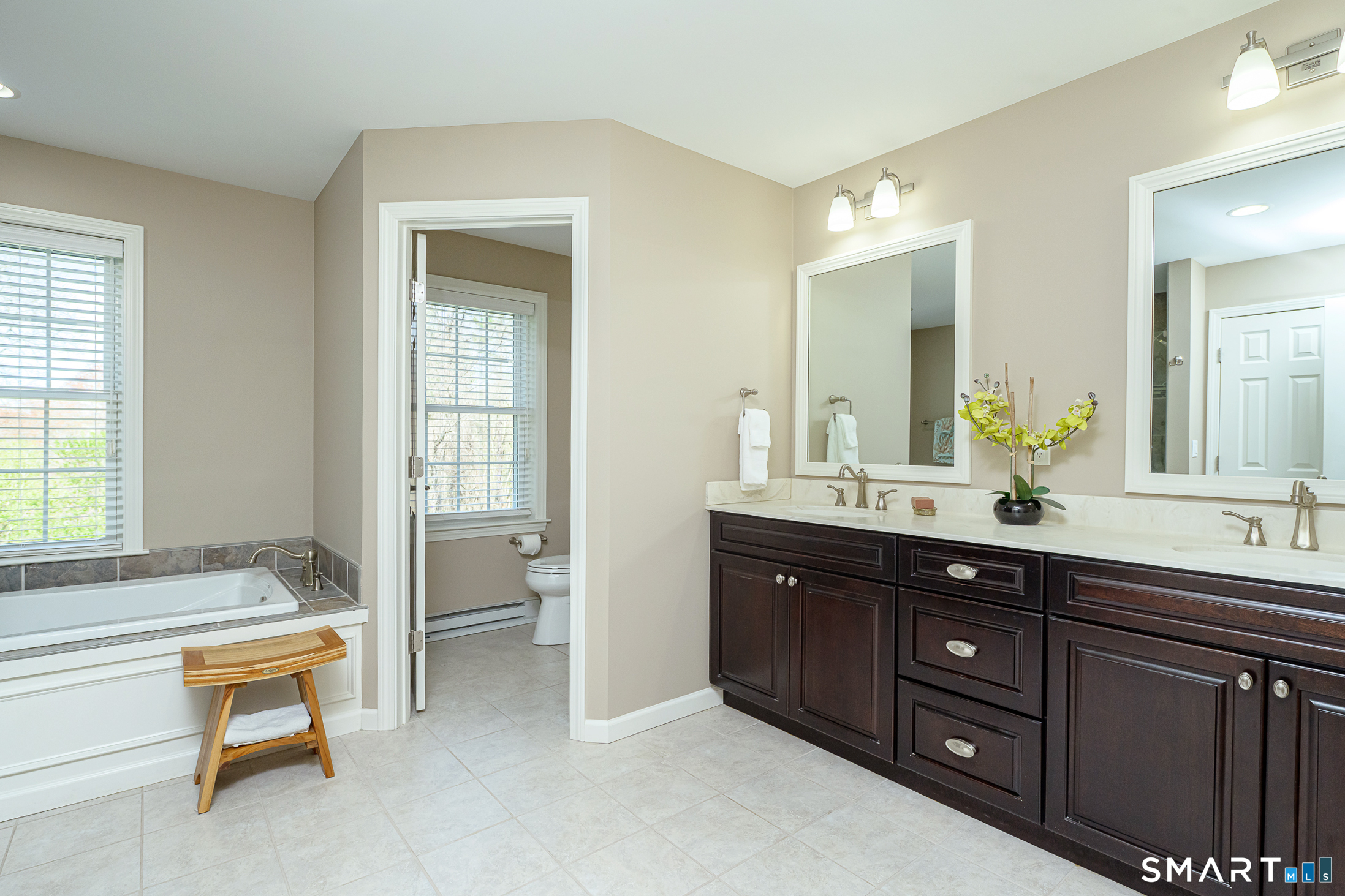 10 Heritage Road Putnam, CT 06260 - Photo 28 of 40
