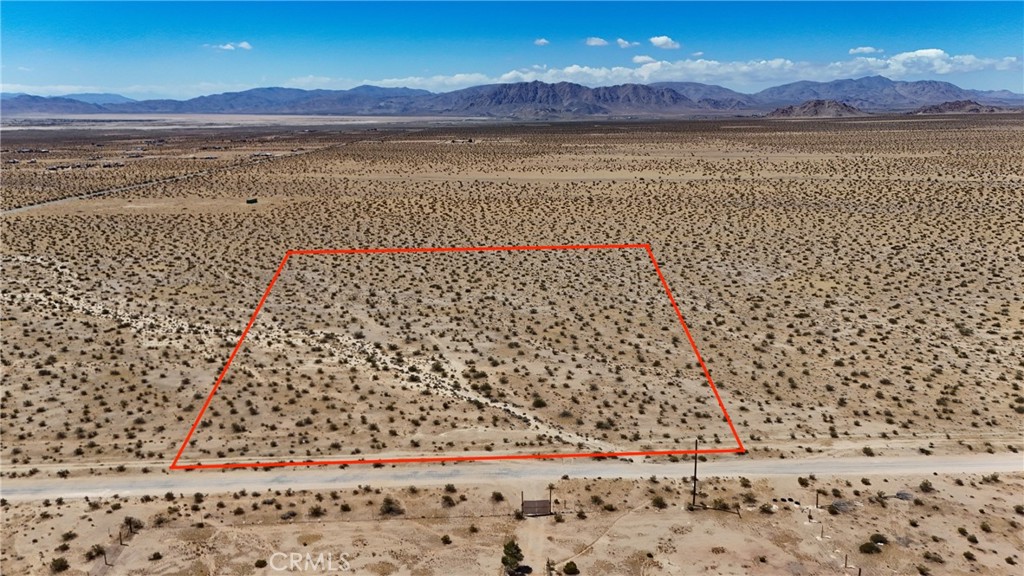 727 Harrod Road Lucerne Valley, CA 92356 - Photo 10 of 11 Red boundary lines on pictures are an estimate and for marketing purposes only. Buyer to verify all aspects of this property including, but not limited to utilities, assessments, boundaries, usage, access, and zoning to satisfy themselves.