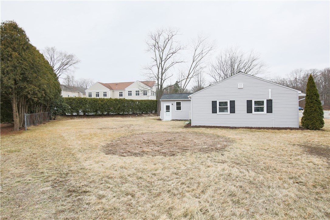 1 Douglas Circle Smithfield, RI 02828 - Photo 23 of 28