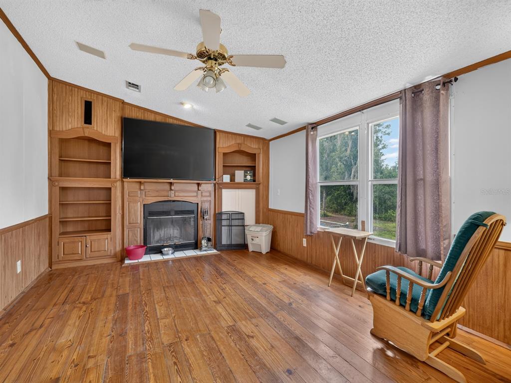18748 Northeast 148th Terrace Road Fort McCoy, FL 32134 - Photo 24 of 53 Gallery Image 24