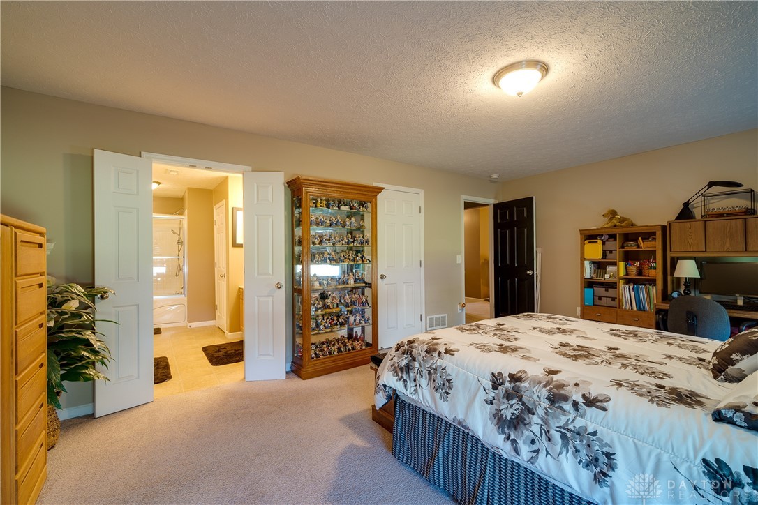 210 Scholl Road Franklin, OH 45005 - Photo 20 of 31 Gallery Image 20