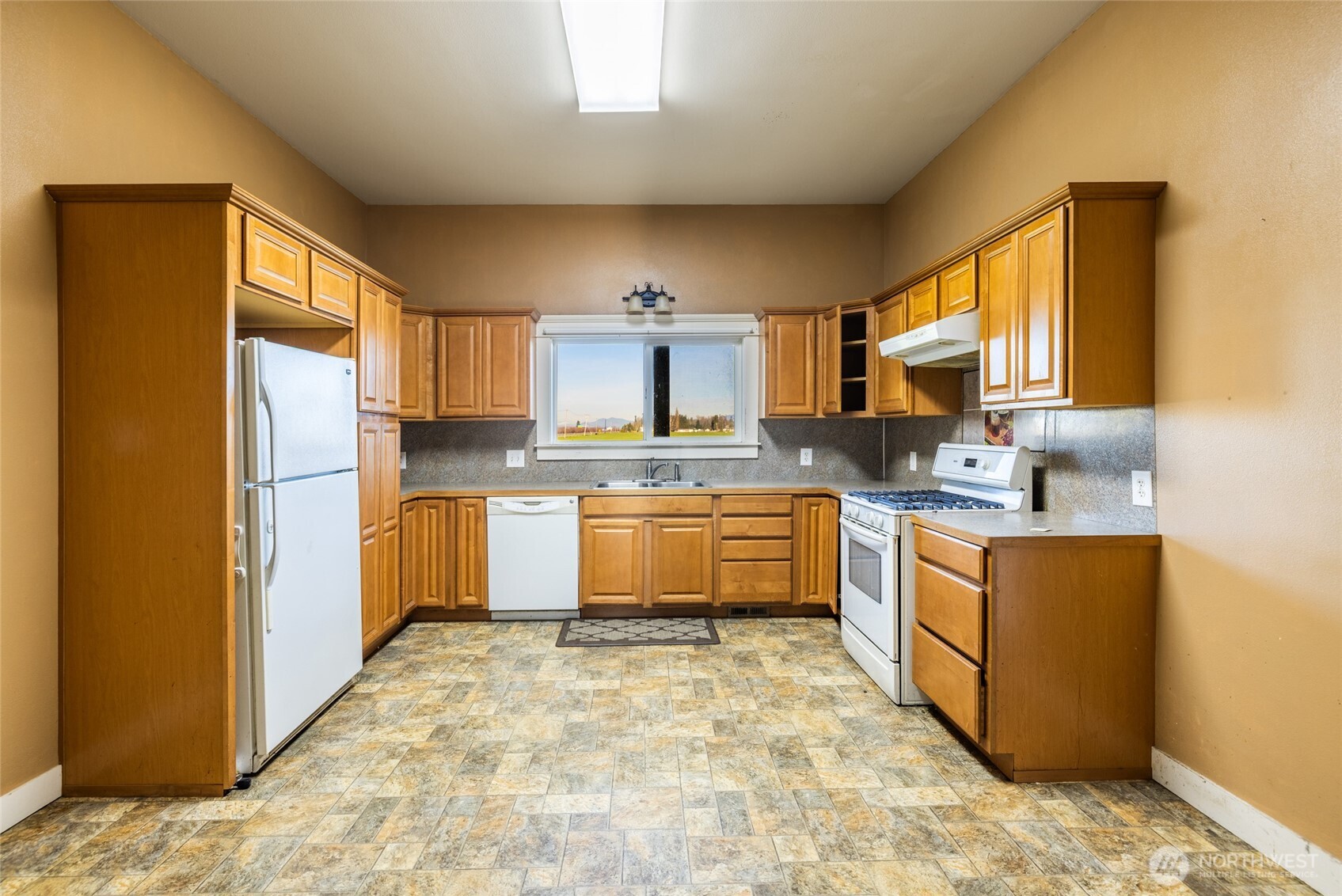 19653 Cedardale Road Mount Vernon, WA 98274 - Photo 7 of 36