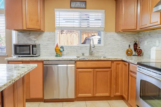 $520,000 | 3812 Ramalho Lane, Unit IN, Stockton, CA 95206