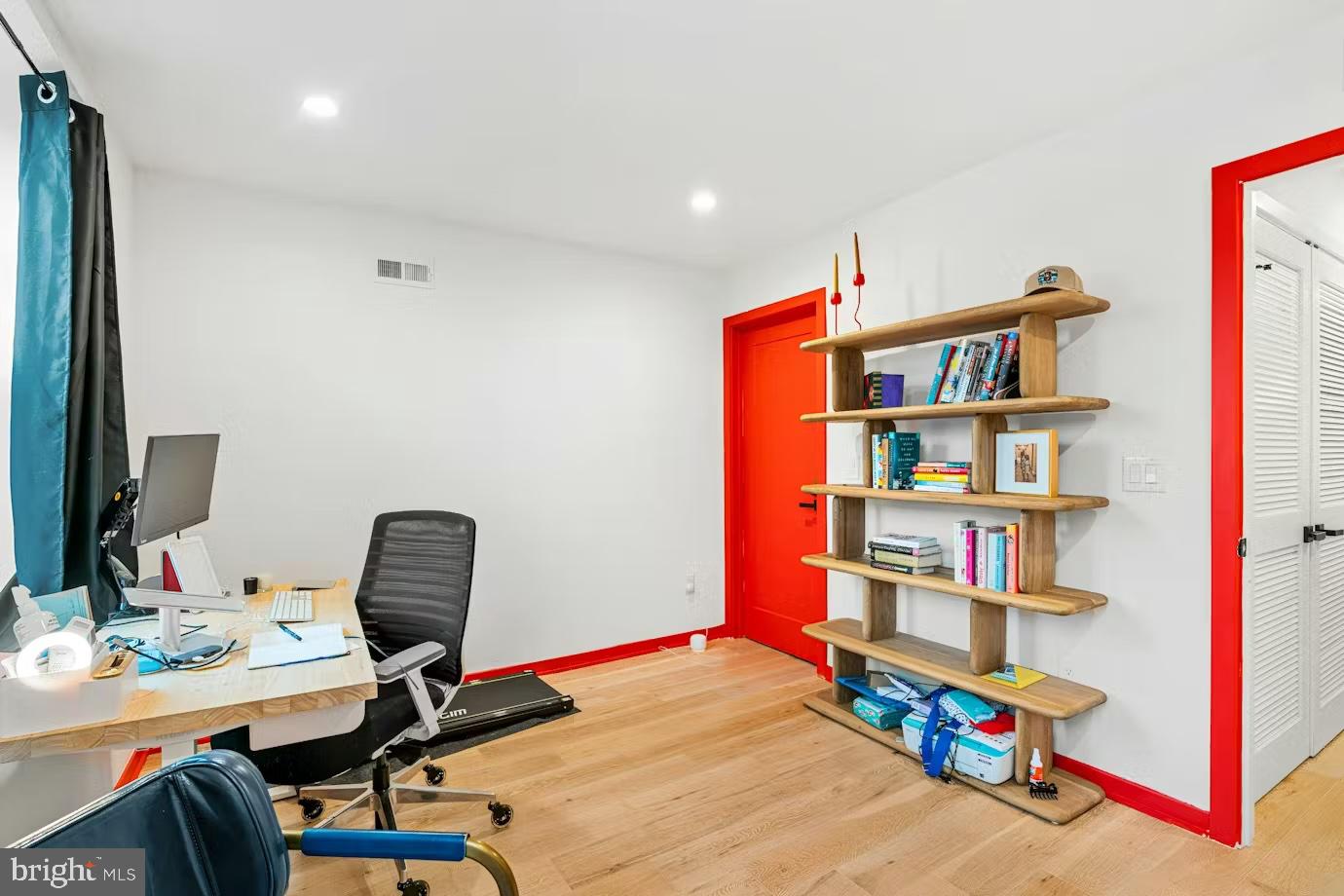 936 Tasker Street Philadelphia, PA 19148 - Photo 14 of 17 a view of a workspace with furniture