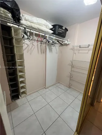 $1,650 | 2061 Northwest 47th Terrace, Unit 205, Lauderhill, FL 33313