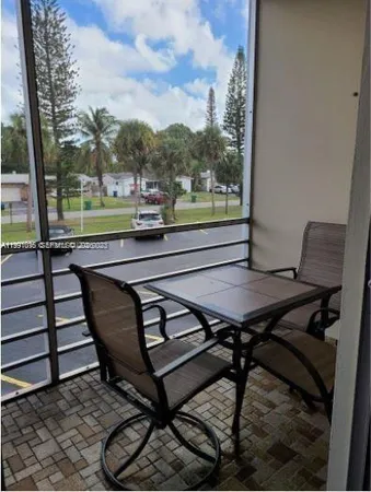 $1,650 | 2061 Northwest 47th Terrace, Unit 205, Lauderhill, FL 33313