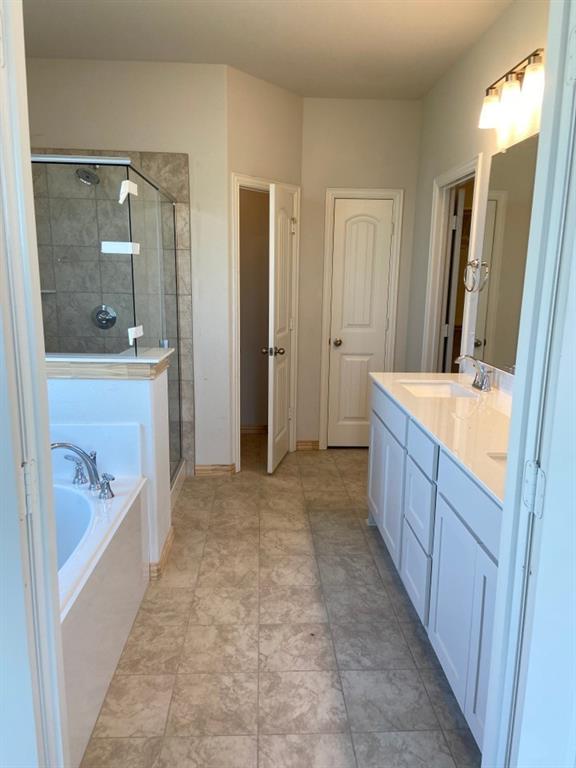 810 County Road 200 Valley View, TX 76272 - Photo 9 of 21