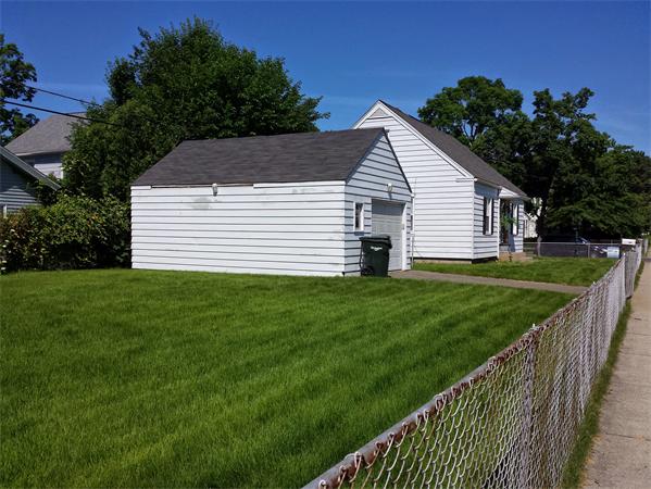 104 Parkside Street Springfield, MA 01104 - Photo 3 of 29