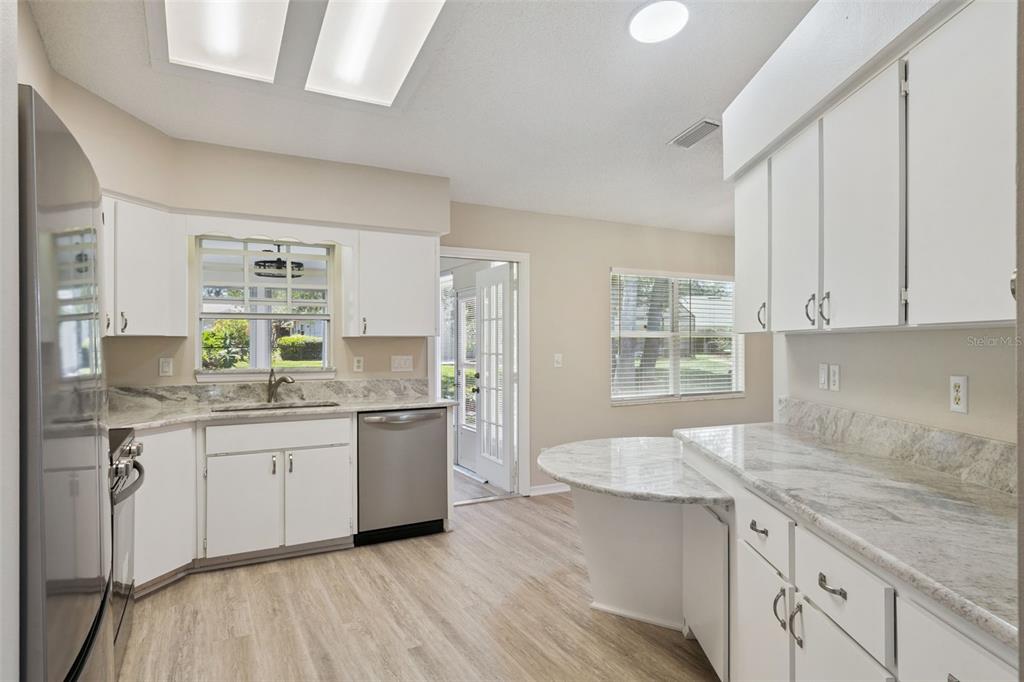 27211 Racquet Circle Leesburg, FL 34748 - Photo 12 of 31