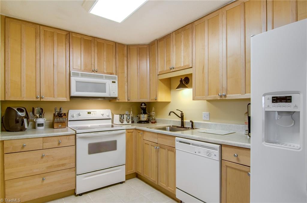 4065 Cresent Avenue Trinity, NC 27370 - Photo 11 of 29 Gallery Image 11
