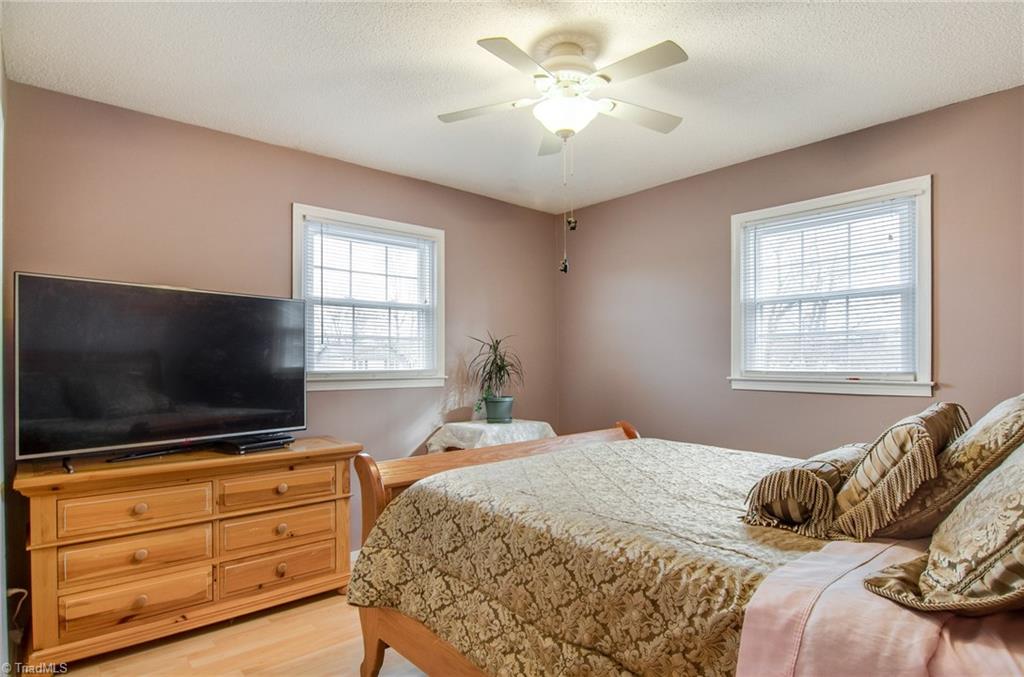 4065 Cresent Avenue Trinity, NC 27370 - Photo 17 of 29 Gallery Image 17