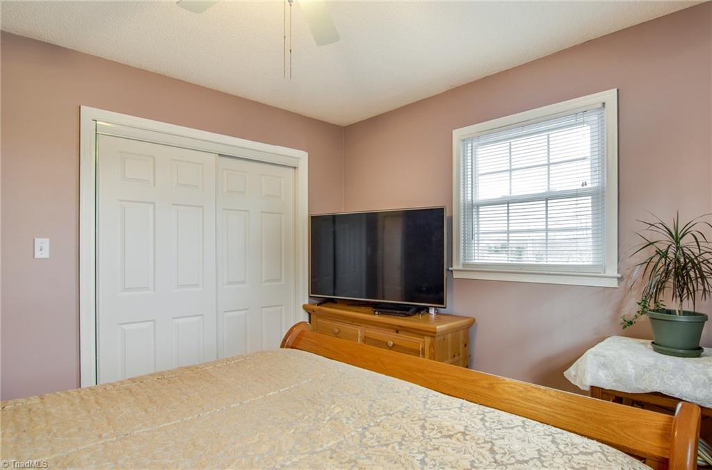 4065 Cresent Avenue Trinity, NC 27370 - Photo 18 of 29 Gallery Image 18