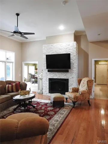 $885,000 | 10840 Breeden Drive, Rolla, MO 65401