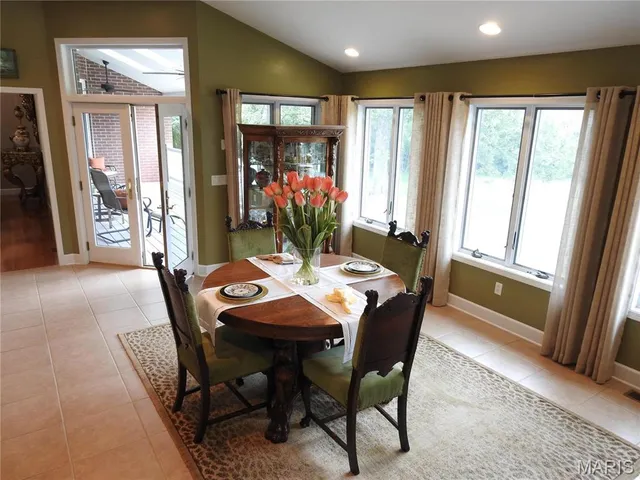 $885,000 | 10840 Breeden Drive, Rolla, MO 65401