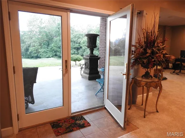 $885,000 | 10840 Breeden Drive, Rolla, MO 65401