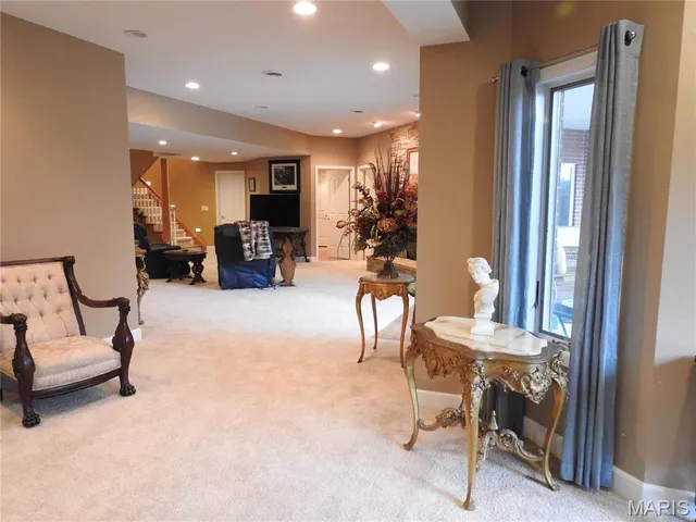 $885,000 | 10840 Breeden Drive, Rolla, MO 65401