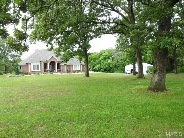 $885,000 | 10840 Breeden Drive, Rolla, MO 65401