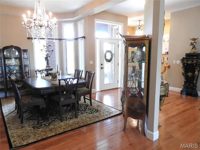 $885,000 | 10840 Breeden Drive, Rolla, MO 65401