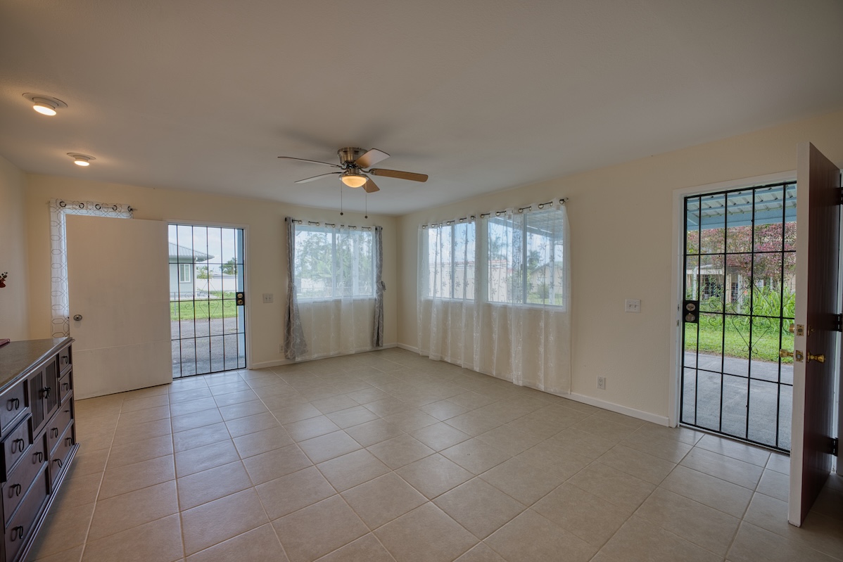 2059 Kinoole Street Hilo, HI 96720 - Photo 5 of 30 a view of an empty room with a window