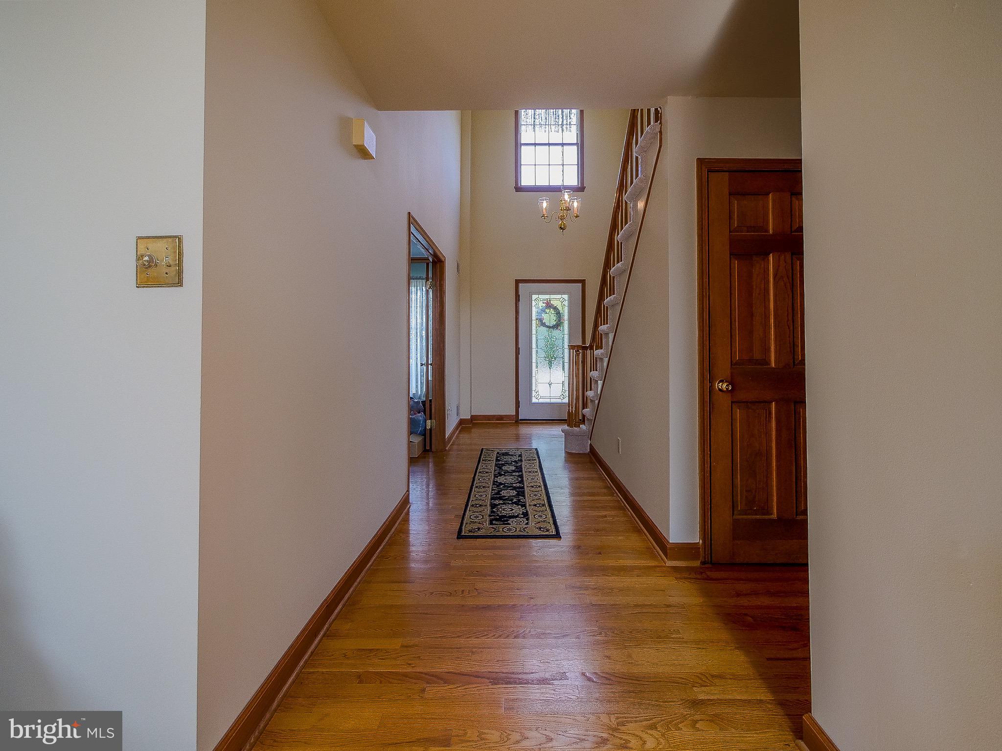 5 Stefwalt Road Hatboro, PA 19040 - Photo 61 of 68 Front hall