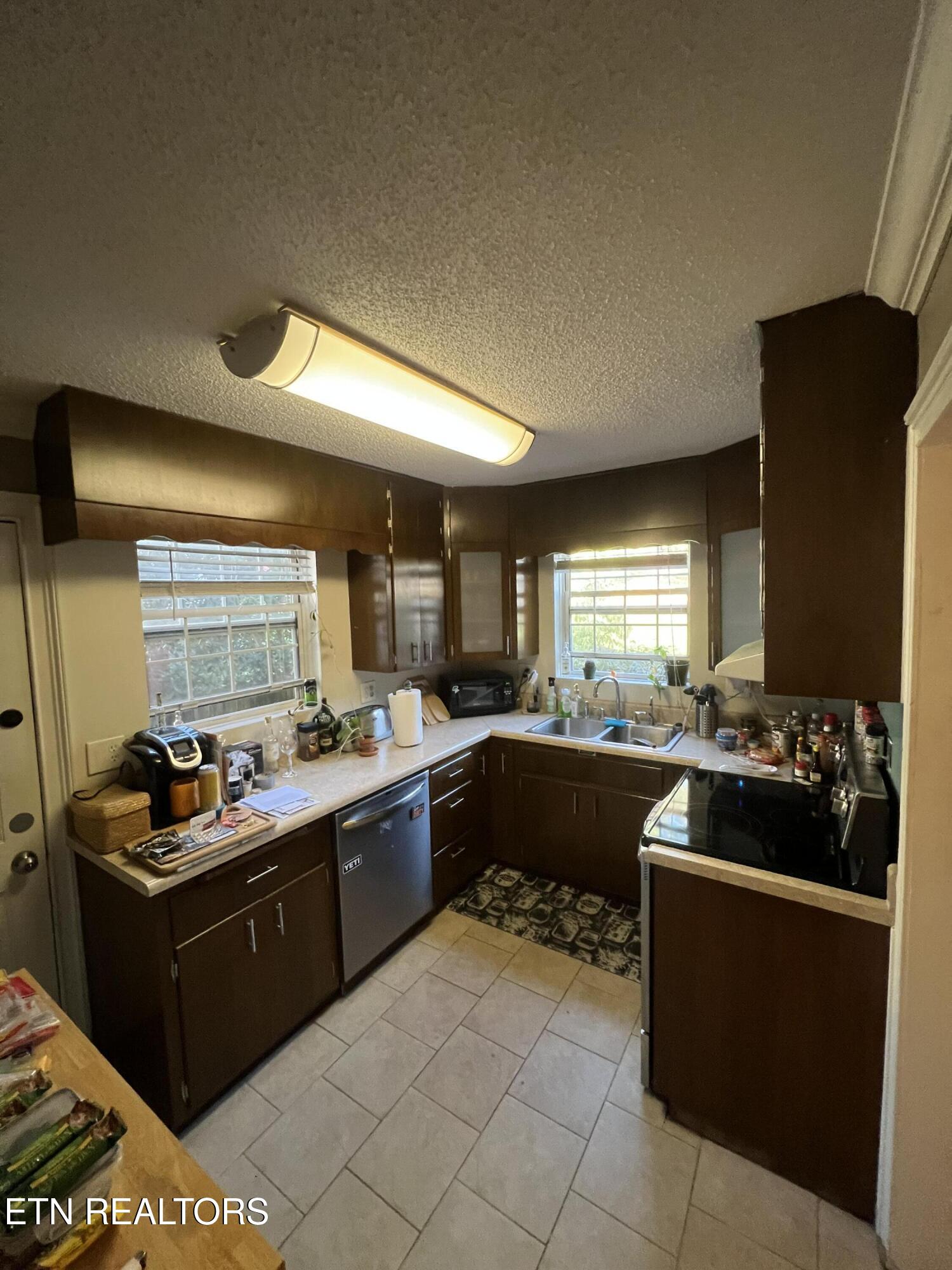 2720 Buffat Mill Road Knoxville, TN 37917 - Photo 6 of 14 IMG_1520