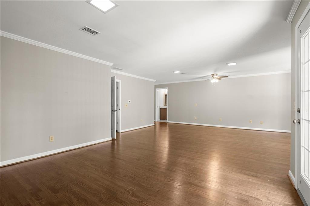 9335 Huntcliff Trace Atlanta, GA 30350 - Photo 48 of 113