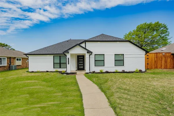 $325,824 | 3617 Knights Bridge Drive, Rowlett, TX 75088