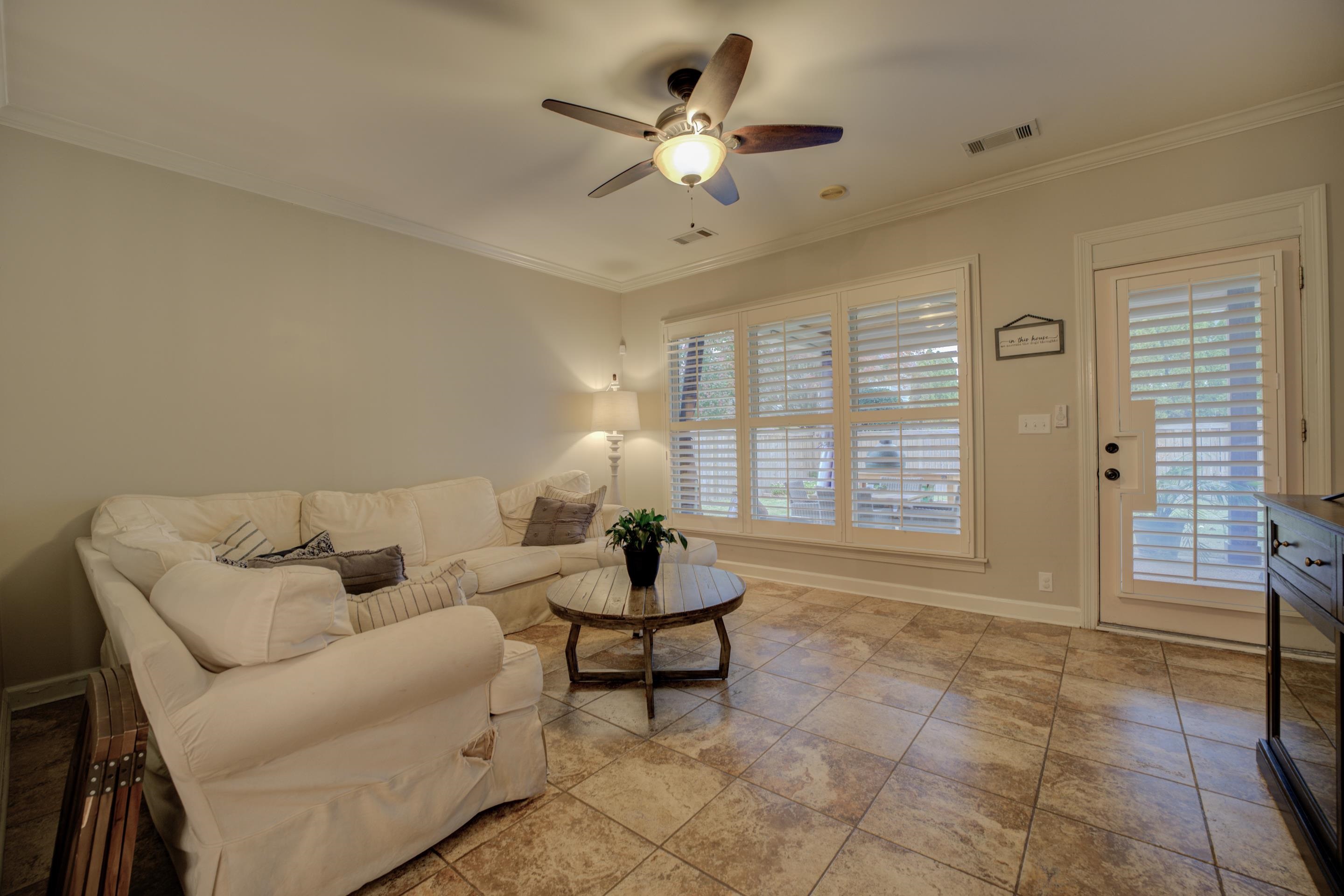 9852 Garden Place Collierville, TN 38139 - Photo 15 of 38 a living room with furniture and white walls