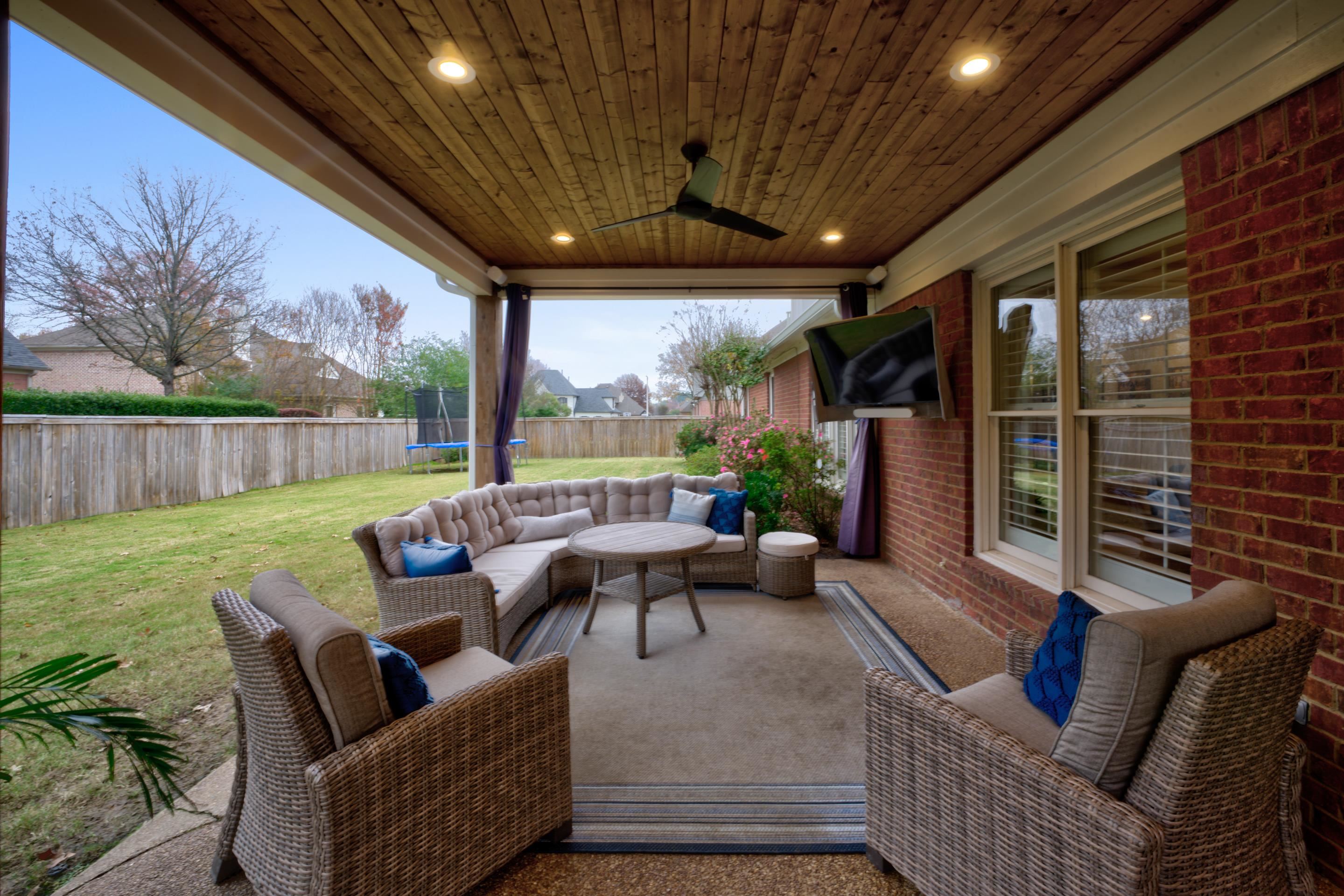 9852 Garden Place Collierville, TN 38139 - Photo 32 of 38 a outdoor living space with patio furniture and a garden