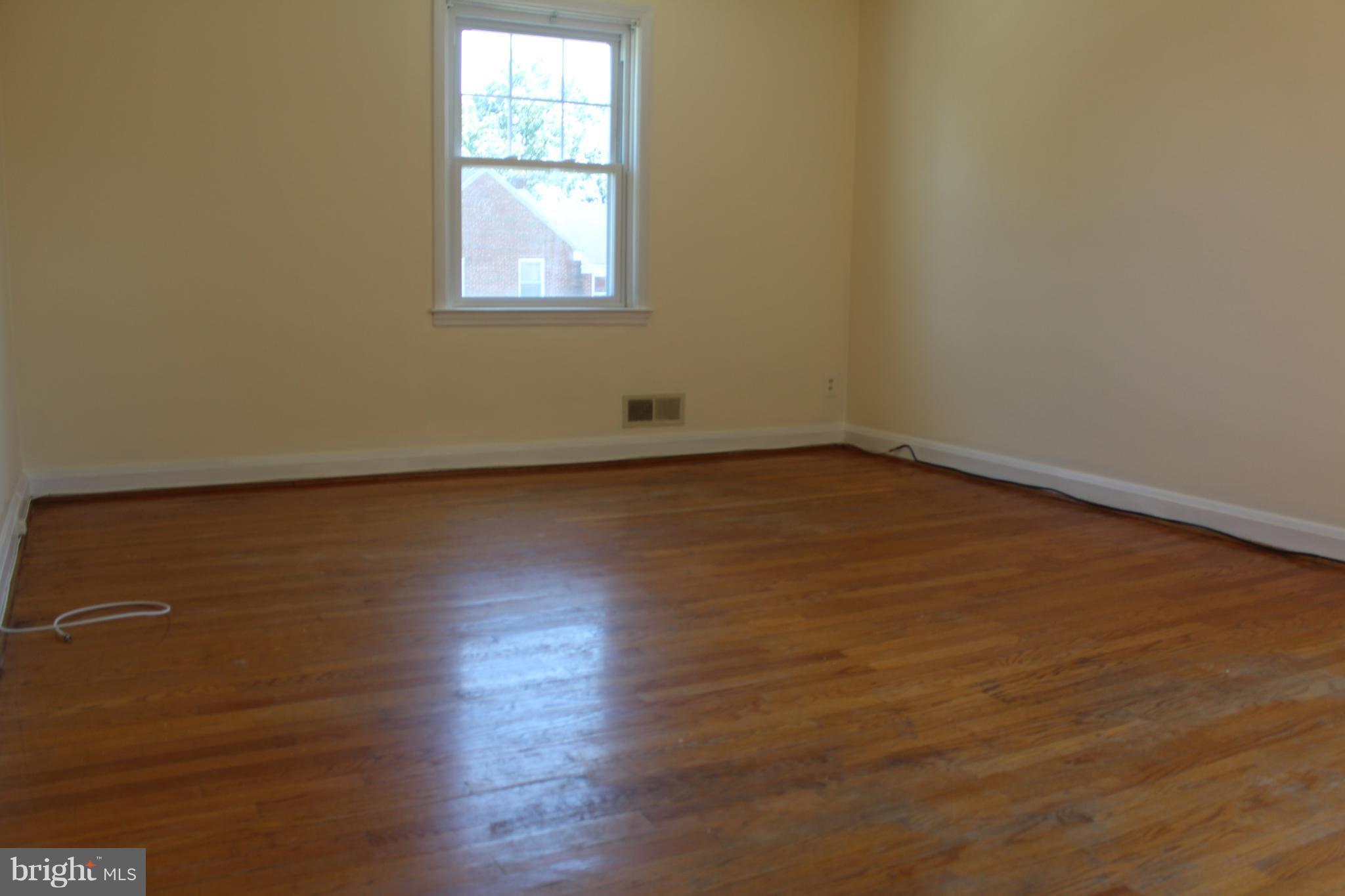 1512 Kennewick Road Baltimore, MD 21218 - Photo 8 of 14 Bedroom