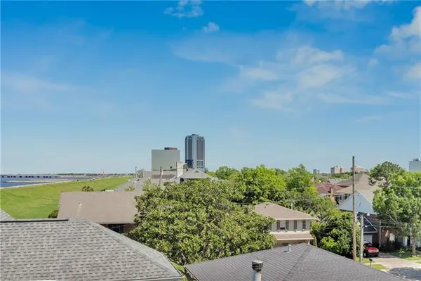 $1,979,000 | 4809 Neyrey Drive, Metairie, LA 70002