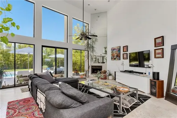 $1,979,000 | 4809 Neyrey Drive, Metairie, LA 70002