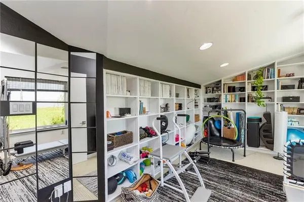 $1,979,000 | 4809 Neyrey Drive, Metairie, LA 70002