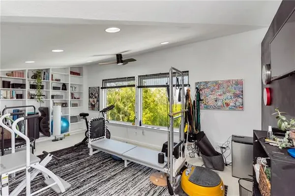 $1,979,000 | 4809 Neyrey Drive, Metairie, LA 70002