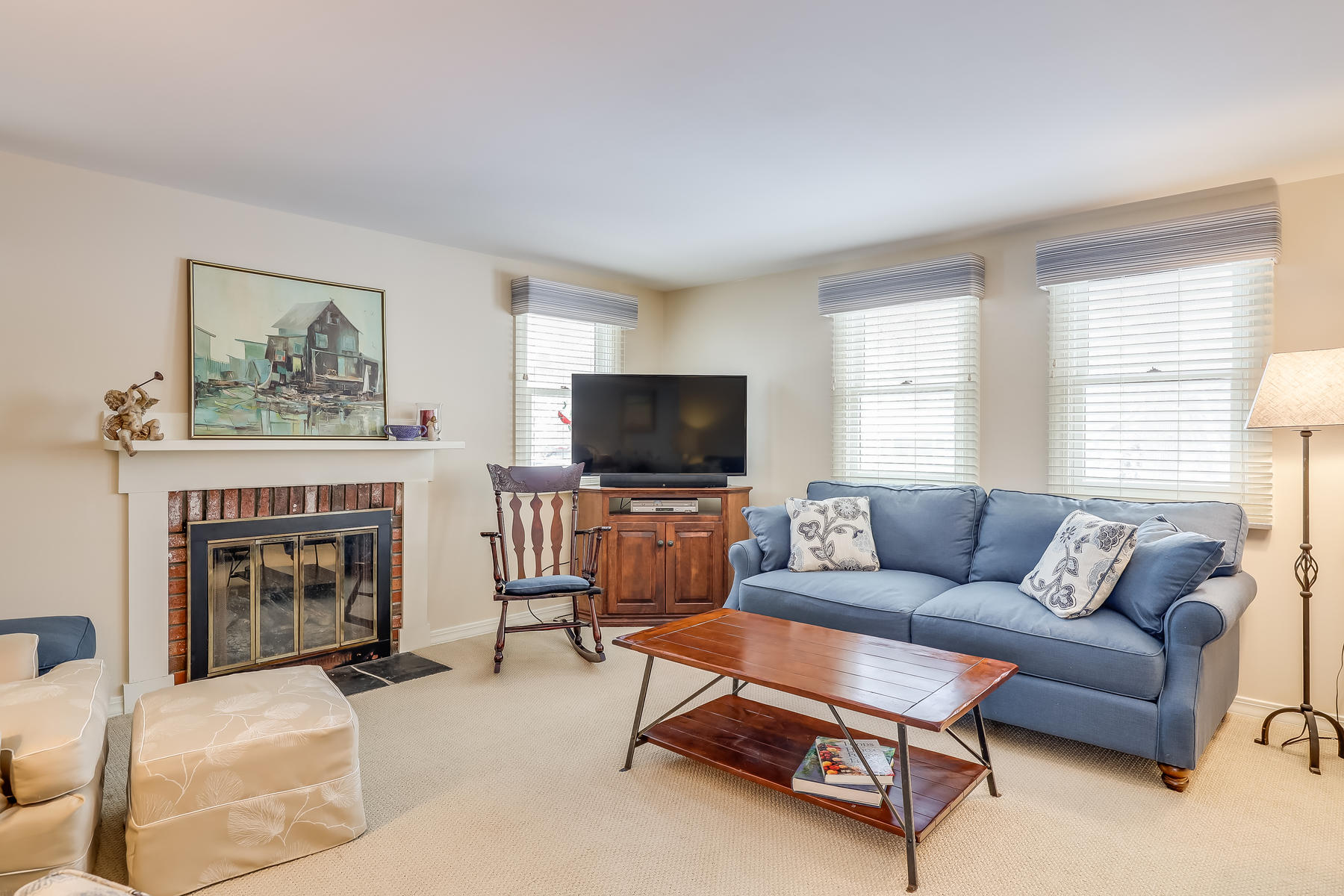 180 Whelpley Road Eastham, MA 02642 - Photo 11 of 35 Livingroom