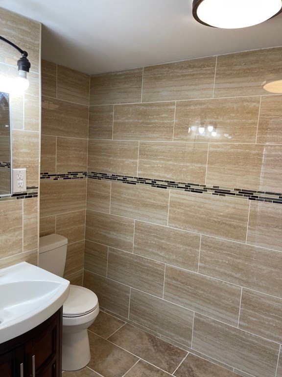 43 Orient Street Worcester, MA 01604 - Photo 19 of 42