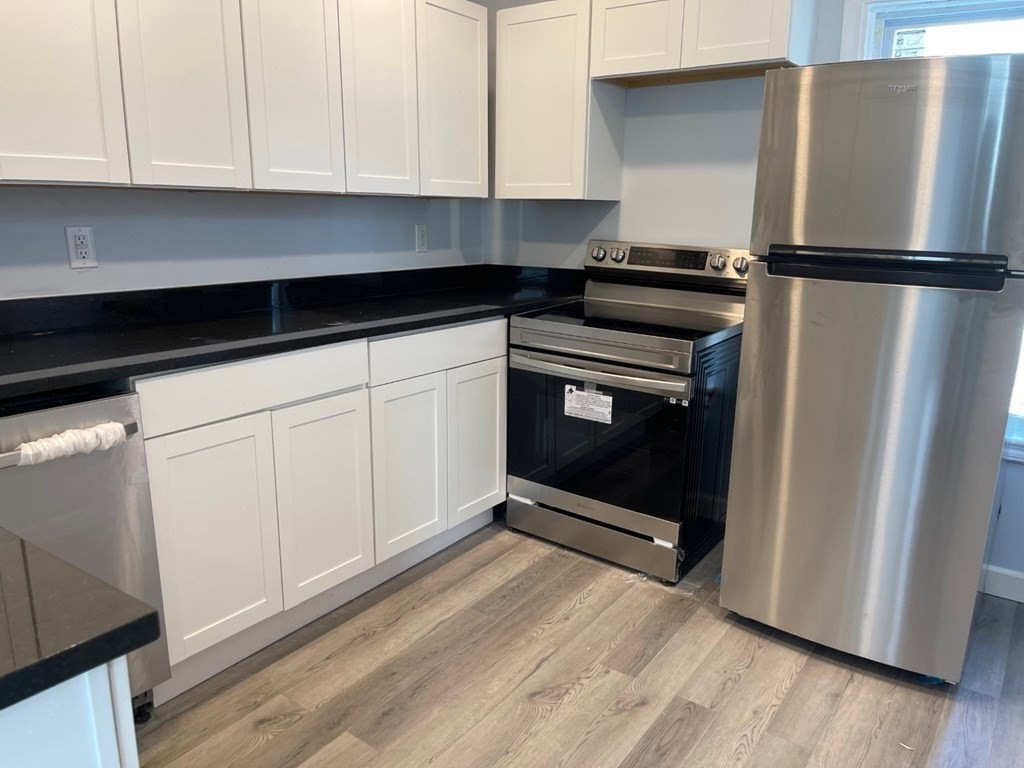 43 Orient Street Worcester, MA 01604 - Photo 21 of 42