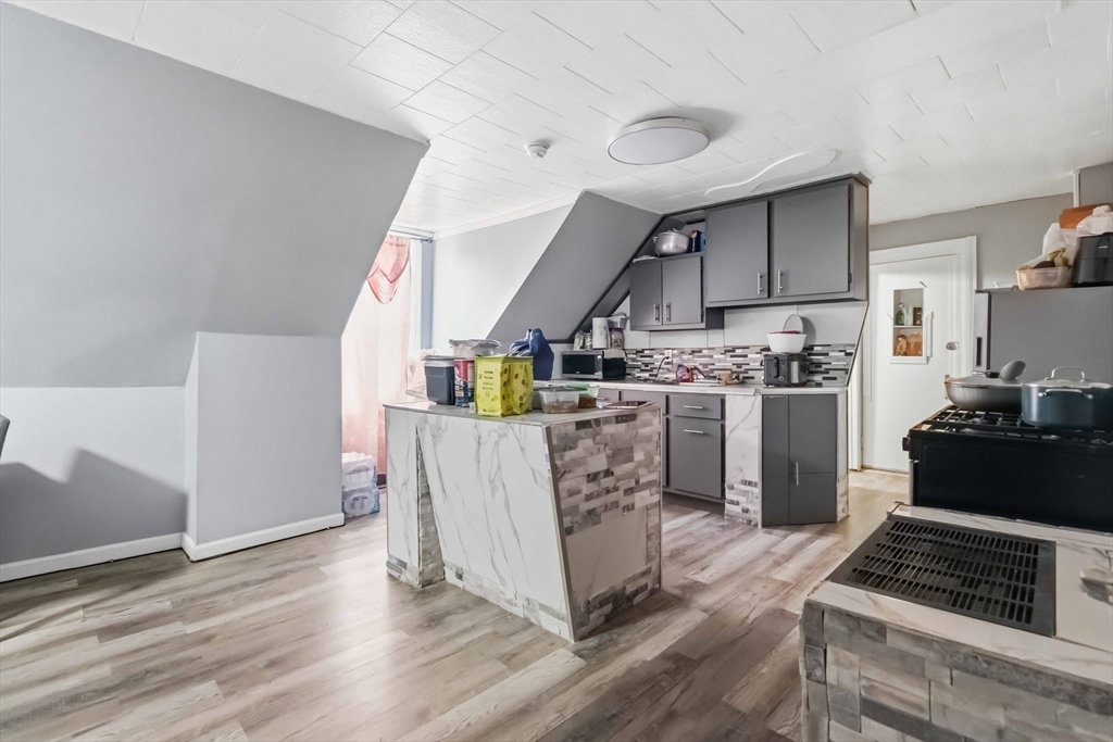 43 Orient Street Worcester, MA 01604 - Photo 32 of 42