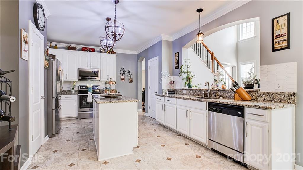 5822 Cactus Valley Road Charlotte, NC 28277 - Photo 11 of 48 Gallery Image 11