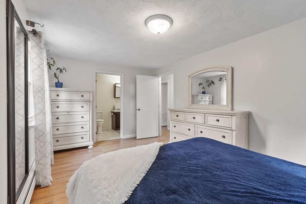12 Murphy Road Hudson, MA 01749 - Photo 12 of 36