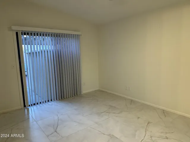 $2,800 | 18811 North 44th Place, Phoenix, AZ 85050