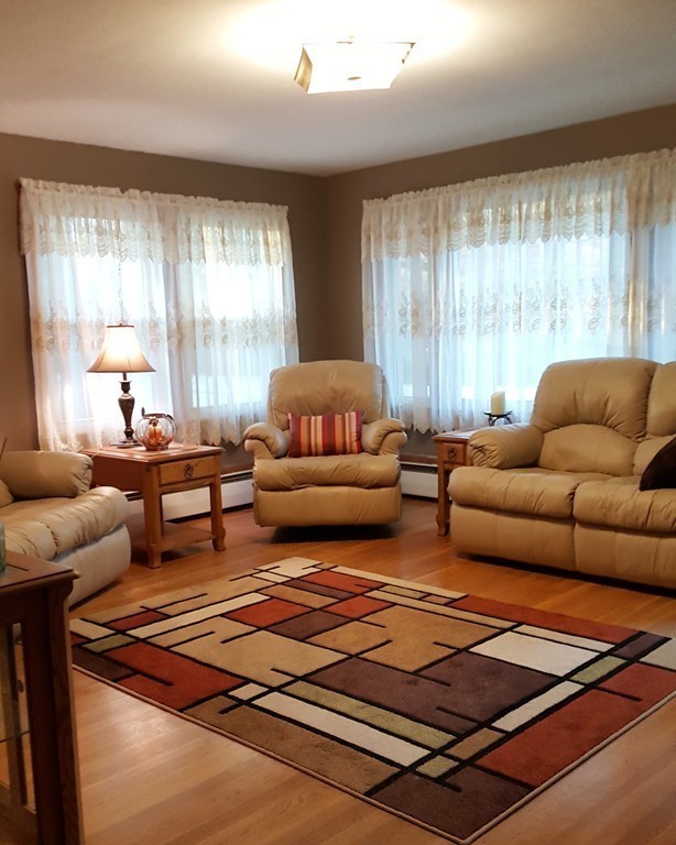 130 Appleton Street North Andover, MA 01845 - Photo 3 of 21 Gallery Image 3