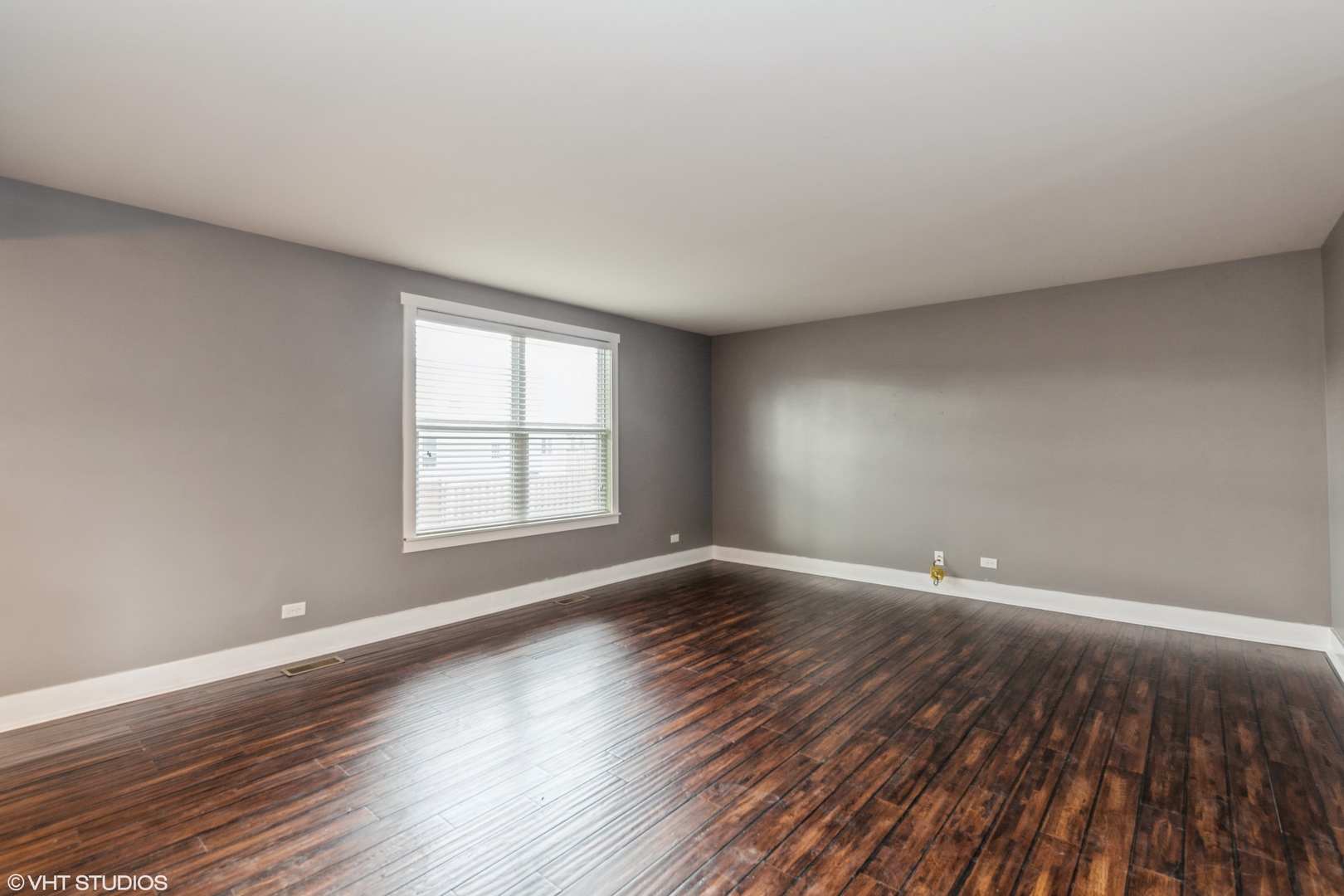 1733 Sebastian Road Woodstock, IL 60098 - Photo 2 of 10