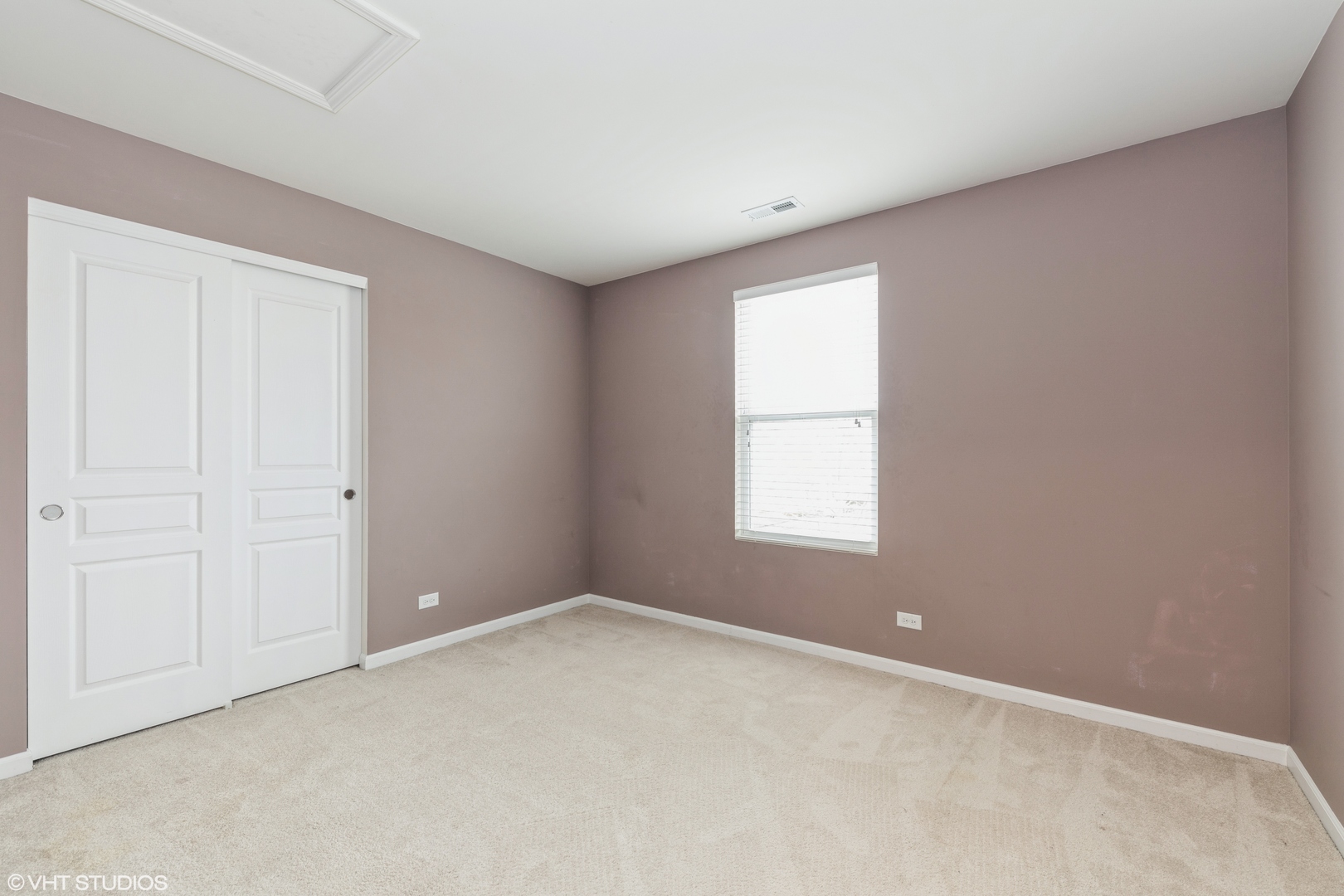 1733 Sebastian Road Woodstock, IL 60098 - Photo 6 of 10