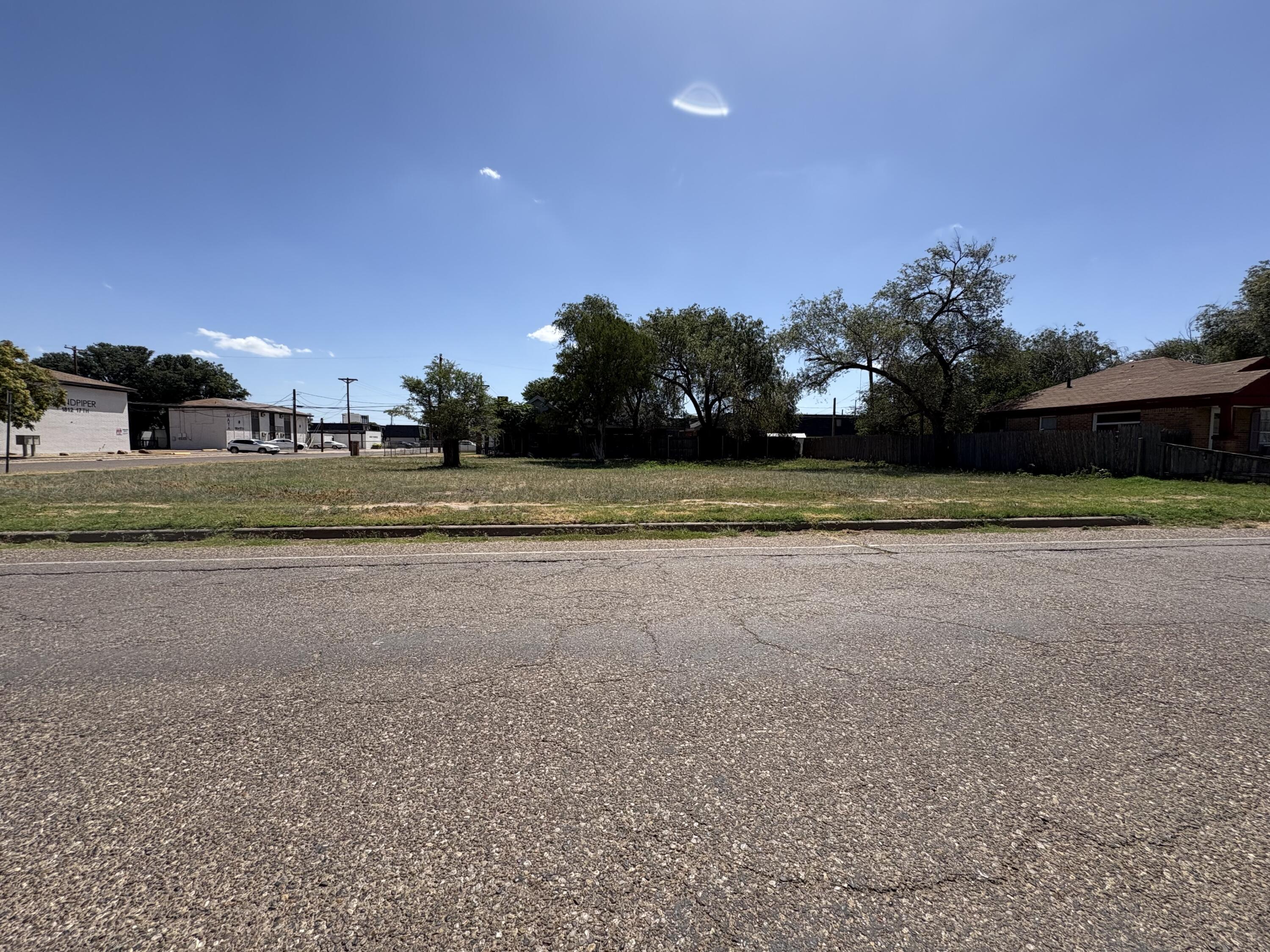 1811 17th Street Lubbock, TX 79401 - Photo 3 of 4 a view of a field