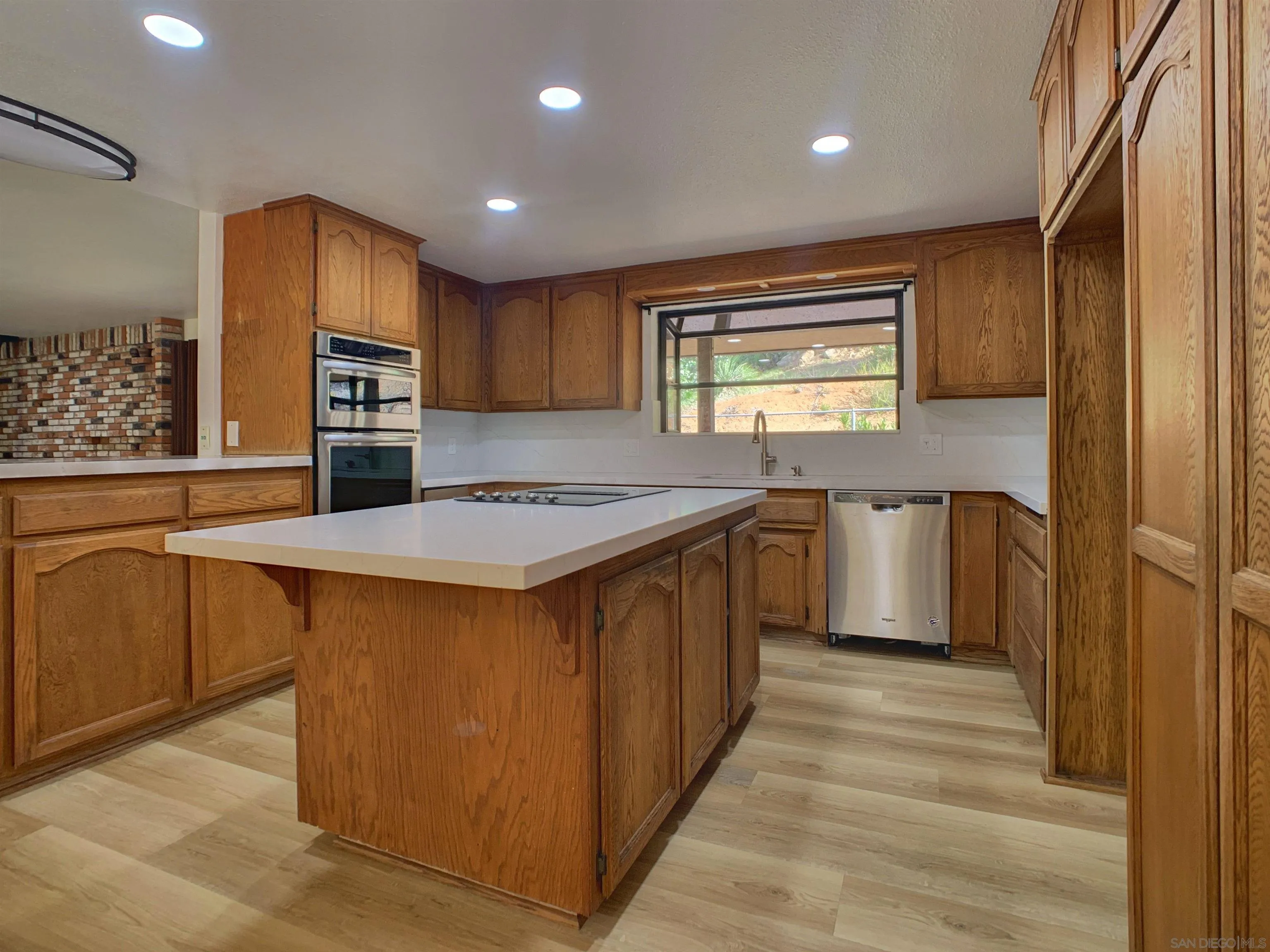 1394 Peutz Valley Road Alpine, CA 91901 - Photo 31 of 75 Kitchen