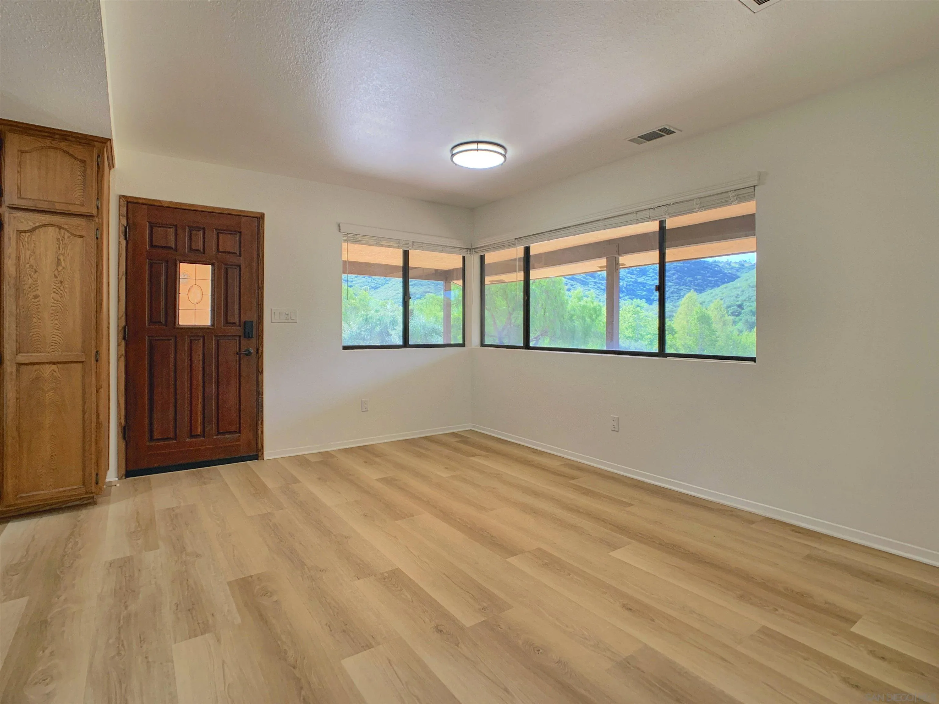 1394 Peutz Valley Road Alpine, CA 91901 - Photo 32 of 75 Dining Area