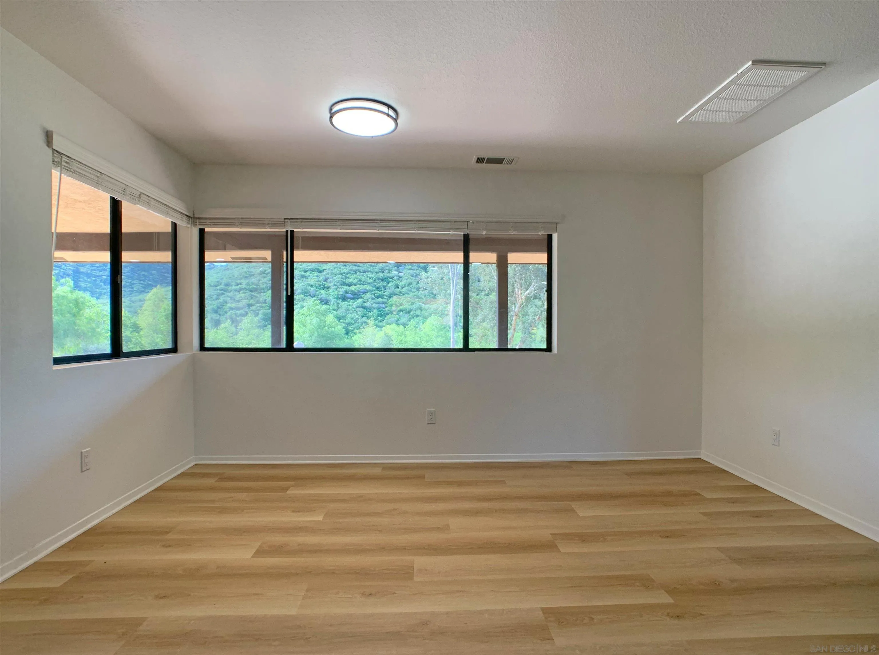 1394 Peutz Valley Road Alpine, CA 91901 - Photo 48 of 75 Dining Area