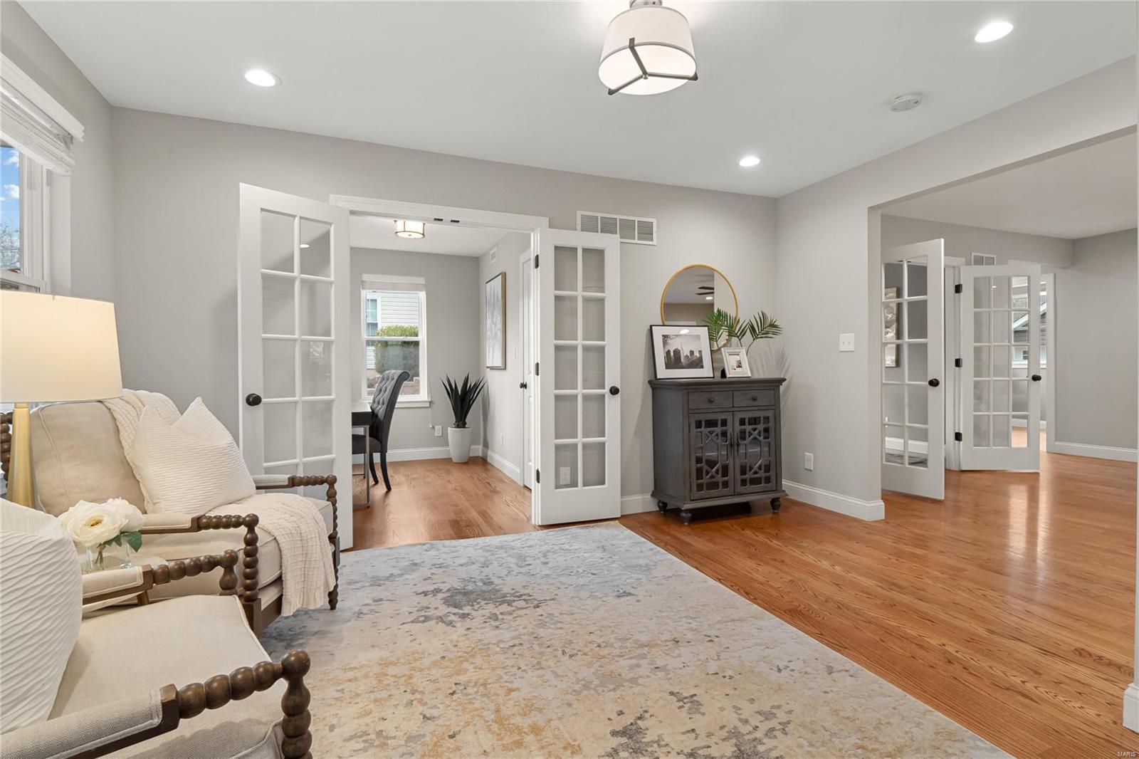 440 East Glendale Road Webster Groves, MO 63119 - Photo 4 of 29